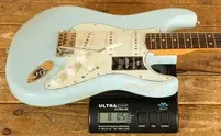 Fender Vintera III Early '60s Stratocaster - Rosewood - Sonic Blue