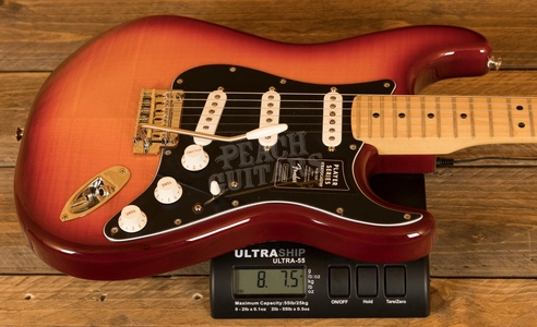 Fender Player Stratocaster Plus Top | Maple - Aged Cherry Burst