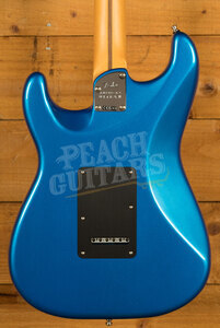 Fender American Ultra II Stratocaster HSS | Noble Blue