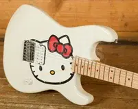Fender x Hello Kitty Squier Stratocaster - Maple - White