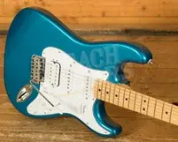 Fender Standard Stratocaster HSS - Maple - Aqua Marine Metallic