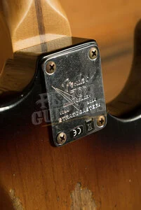 Fender Custom Shop 70th Anniversary 54 Strat Left-Handed - Relic Wide-Fade 2-Tone Sunburst