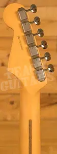 Fender American Professional Classic Stratocaster HSS - Maple - 3-Colour Sunburst