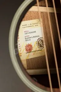 Taylor 300 Series | Builder's Edition 324ce Next Generation