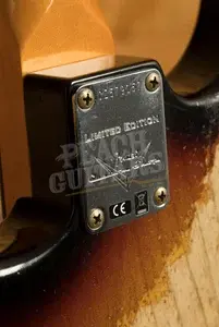 Fender Custom Shop Stratocaster '62 Heavy Relic - 3-Tone Sunburst *Used*