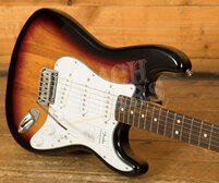 Fender Standard Stratocaster | 3-Colour Sunburst