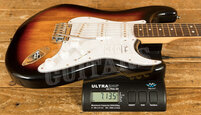 Fender Standard Stratocaster | 3-Colour Sunburst