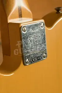 Fender 75th Anniversary Vintera II Road Worn 1951 Telecaster - Maple - Butterscotch Blonde