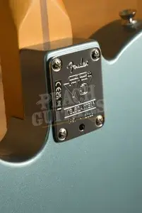 Fender 75th Anniversary American Professional Classic Cabronita Telecaster - Maple - Ice Blue Metallic