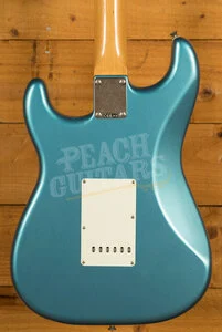 Fender Limited Edition Vintera II Road Worn '60s Stratocaster - Rosewood - Lake Placid Blue