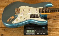 Fender Limited Edition Vintera II Road Worn '60s Stratocaster - Rosewood - Lake Placid Blue