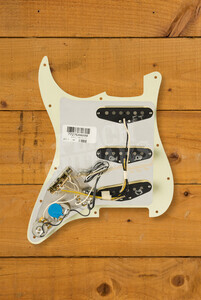Fender Accessories | Eric Johnson Signature Pre-Wired Strat Pickguard - Mint Green - 11 Hole