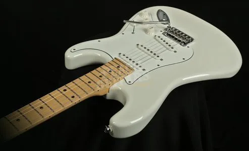 Suhr Classic Pro Olympic White Maple Neck SSS