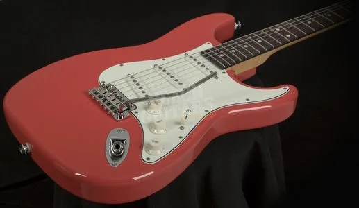 Suhr Classic Pro Fiesta Red RW SSS