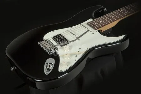 Suhr Classic Pro Black RW HSS