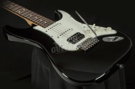 Suhr Classic Pro Black RW HSS