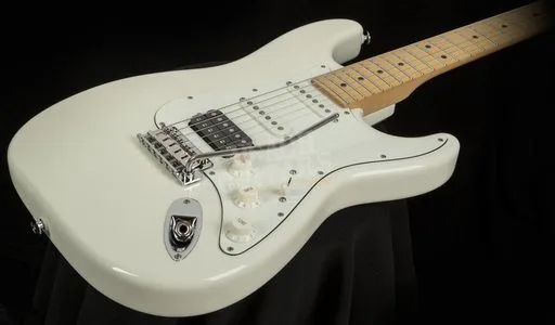 Suhr Classic Pro Olympic White MN HSS