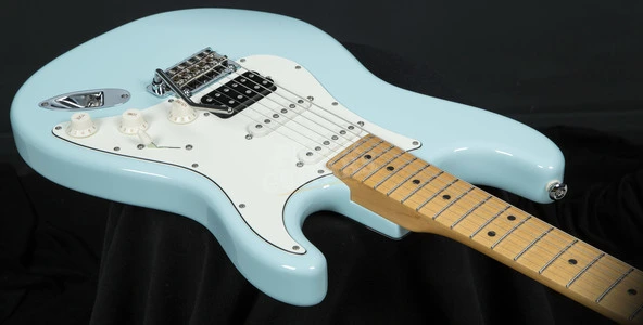 Suhr Classic Pro Sonic Blue Maple Neck HSS