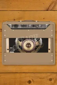 Fender '62 Deluxe Amp