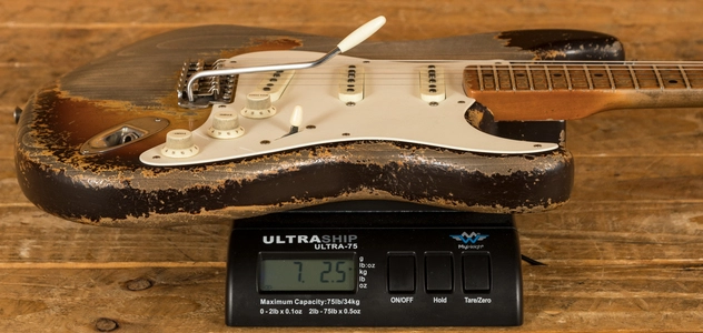 Fender Custom Shop - Masterbuilt Dale Wilson '58 Strat - Heavy Relic 3 Tone Sunburst