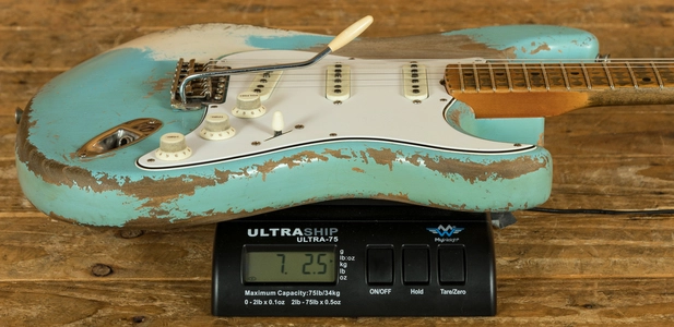 Fender Custom Shop - MBDW '58 Strat - Heavy Relic Daphne Blue over Vintage White