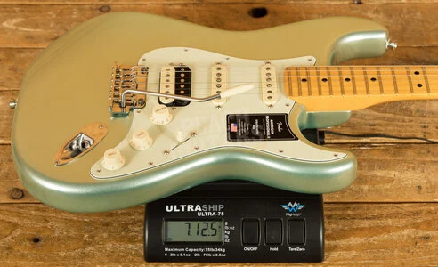 Fender American Professional II Stratocaster HSS - Maple - Mystic Surf Green