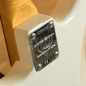 Fender Custom Shop Limited '64 Strat Journeyman/CC Hardware Aged Olympic White