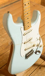 Fender Custom Shop 57 Strat - Journeyman Relic Sonic Blue