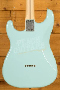 Fender Tom DeLonge Stratocaster - Rosewood - Daphne Blue