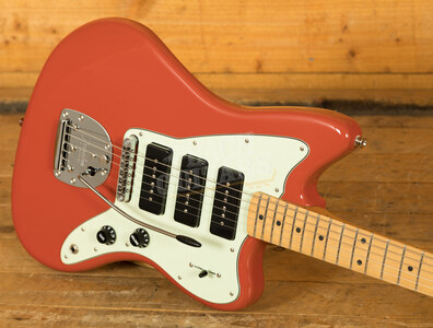 Fender Noventa Jazzmaster Maple Fiesta Red
