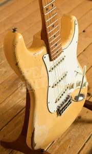 Fender Custom Shop Masterbuilt Dale Wilson 69 Strat - Relic Vintage White