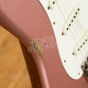 Fender Custom Shop Limited Tomatillo Strat III Relic Faded Aged Champagne Metallic