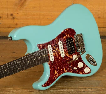 Suhr Classic Pro Peach LTD Flame Maple/Rosewood Daphne Blue Left Handed