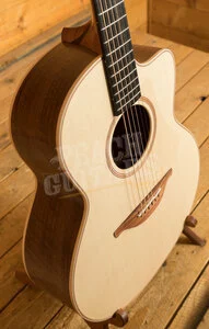 Lowden F-21C | Walnut - Sitka Spruce