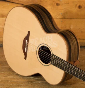 Lowden O-35 | AAAA Ebony - AAAA Sitka Spruce