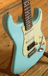 Fender Custom Shop '61 Stratocaster HSS Journeyman Daphne Blue