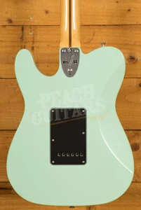 Fender Vintera II '70s Telecaster Deluxe with Tremolo - Maple - Surf Green