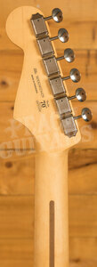 Fender Player II Stratocaster | Coral Red