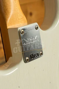 Fender Custom Shop 59 Strat - Journeyman Relic Aged Olympic White