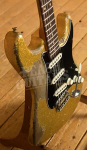 Fender Custom Shop Masterbuilt Dale Wilson 60 Strat - Heavy Relic Gold Sparkle