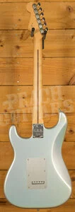 Fender H.E.R. Stratocaster - Maple - Chrome Glow