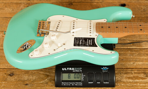 Fender Limited Edition Player Stratocaster Seafoam Green w/Roasted Maple Neck