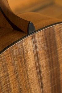 Lowden O-50 | Master Grade Koa - Master Grade Driftwood Red Cedar