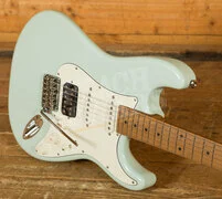 Suhr Classic Pro Peach LTD - HSS Roasted Maple Sonic Blue *B-Stock*