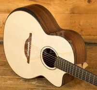 Lowden Pierre Bensusan | AAAA Madagascar Rosewood - AAAA Adirondack Spruce
