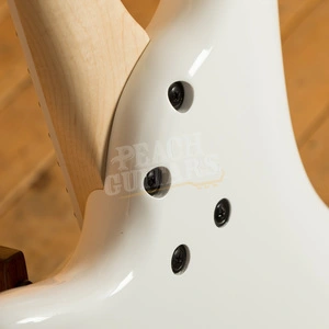 Jackson JS Series Spectra Bass JS3 | Laurel - Snow White