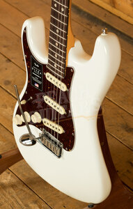 Fender American Ultra Stratocaster | Rosewood - Arctic Pearl - Left-Handed