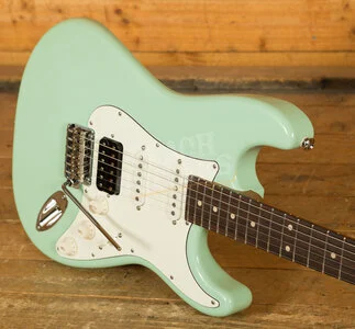 Suhr Classic Pro Peach LTD - HSS Roasted Maple/Rosewood Surf Green