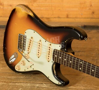 Fender Custom Shop Masterbuilt John Cruz 62 Stratocaster - Relic 3-Tone Sunburst *Used*