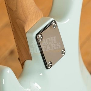 Suhr Classic Pro Peach LTD - SSS Roasted Maple Sonic Blue